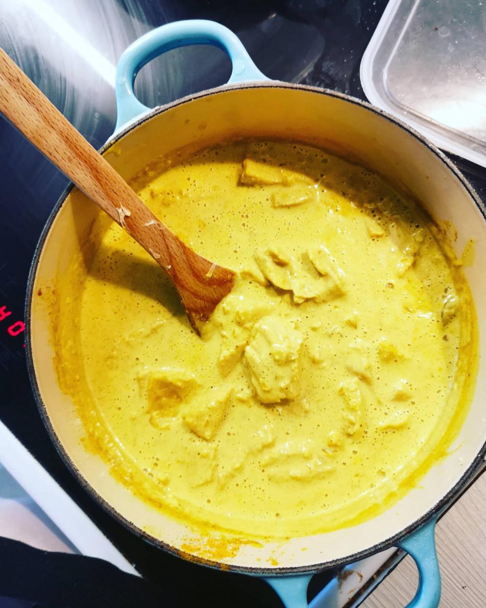 K*ckling gul curry